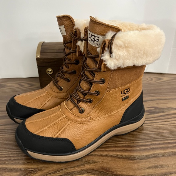 UGG Women's Adirondack III Chestnut Brown Waterproof Leather Snow Boots  Size 8 - Picture 9 of 12